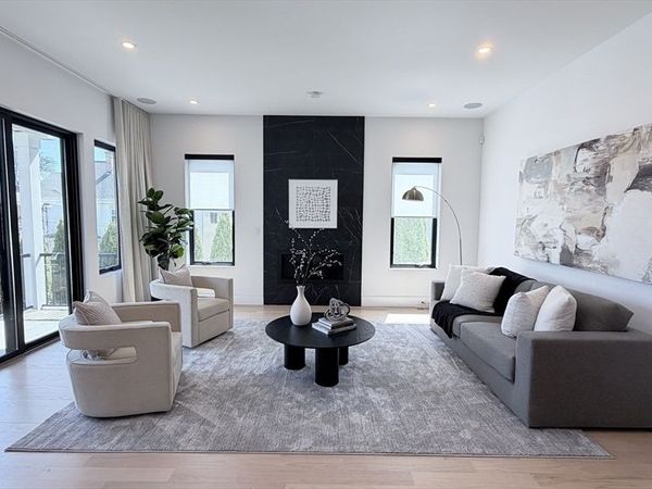 338 Nevada St, Unit 338, Newton, MA 02460