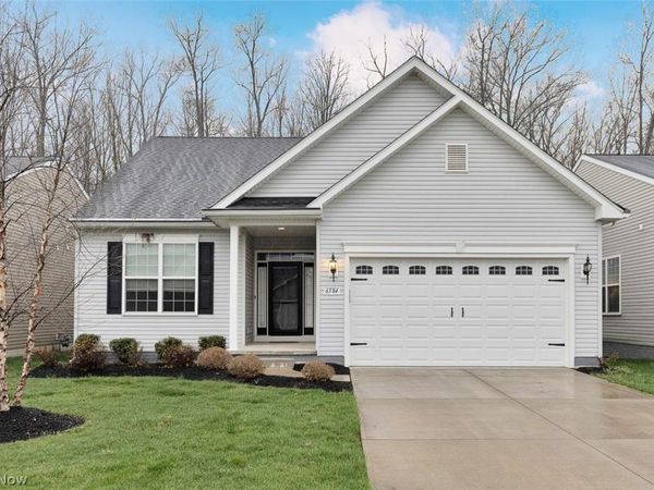 6584 Amber Way, North Ridgeville, OH 44039