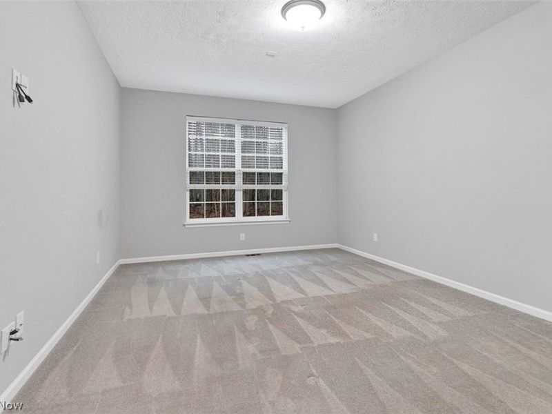 6584 Amber Way, North Ridgeville, OH 44039 Photo 21