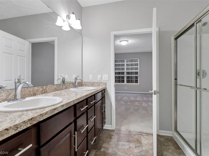 6584 Amber Way, North Ridgeville, OH 44039 Photo 25