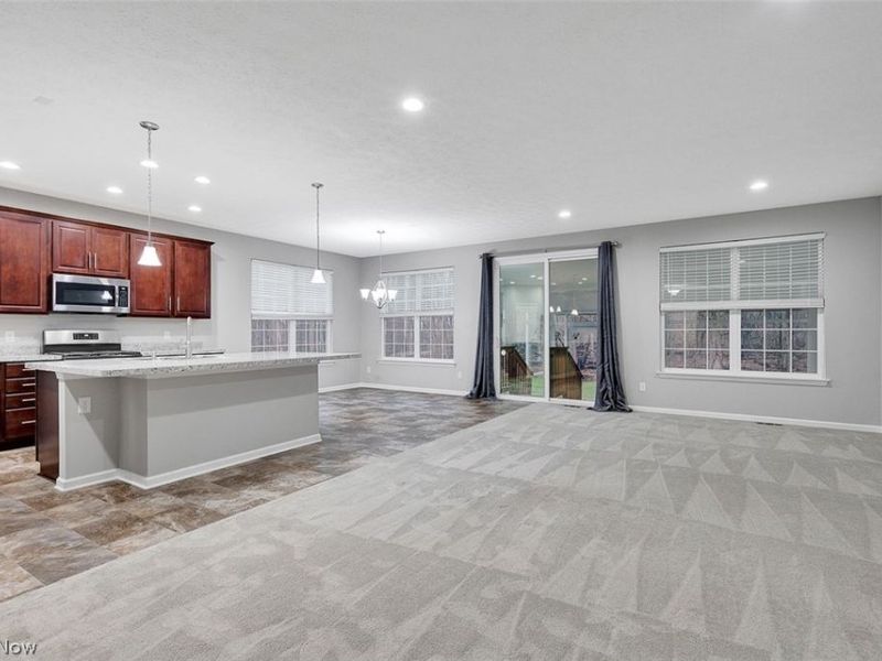 6584 Amber Way, North Ridgeville, OH 44039 Photo 5