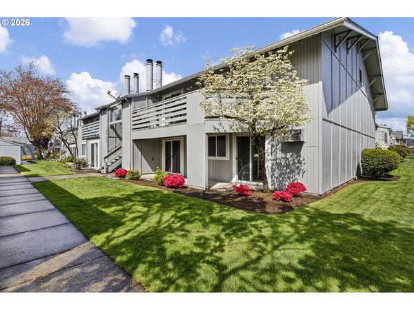 650 HARLOW RD, Unit 115, Springfield, OR 97477