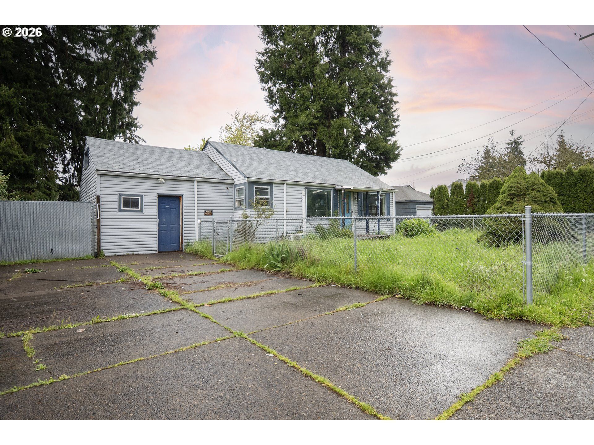 5418 A St, Springfield, OR 97478 Main Photo