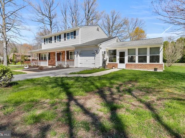 3824 SHARON DRIVE, GARNET VALLEY, PA 19060