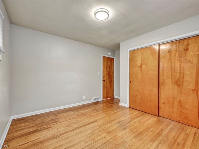 24000 Knickerbocker Road, Bay Village, OH 44140 Photo 10