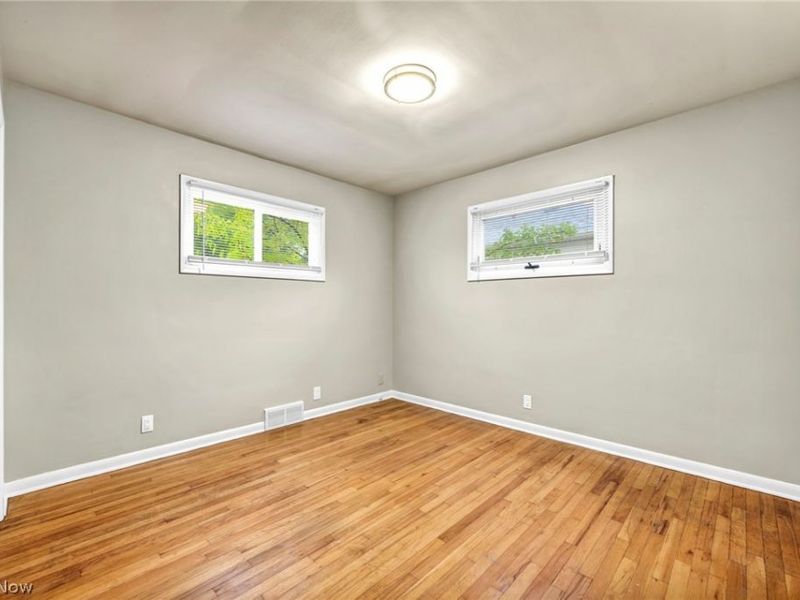 24000 Knickerbocker Road, Bay Village, OH 44140 Photo 9