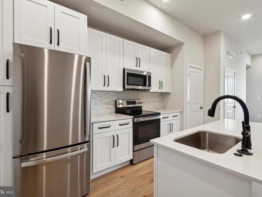 2143 E Lehigh Avenue, Unit 201, Philadelphia, PA 19125 Main Photo