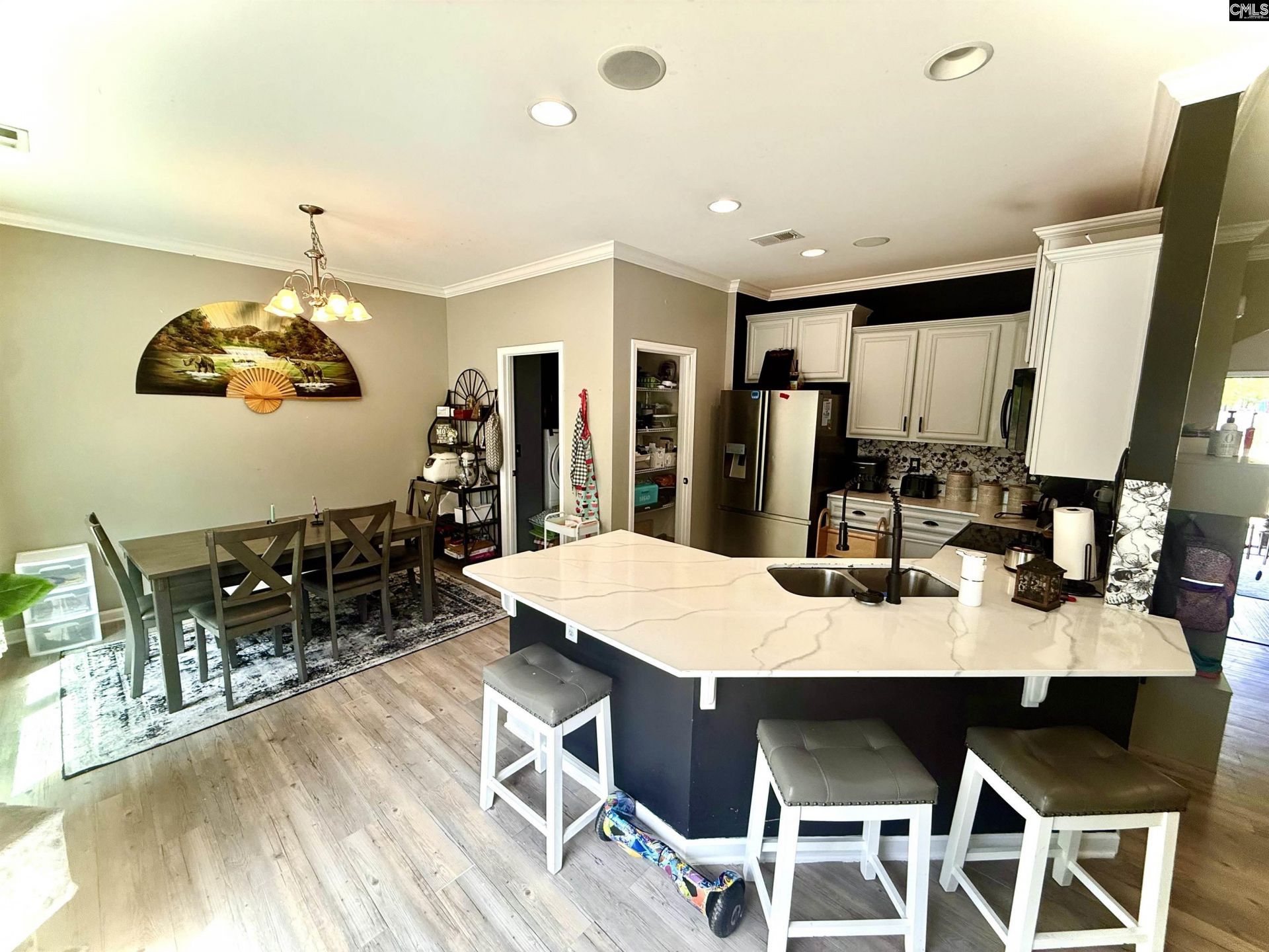 161 Graceland Court Photo 13