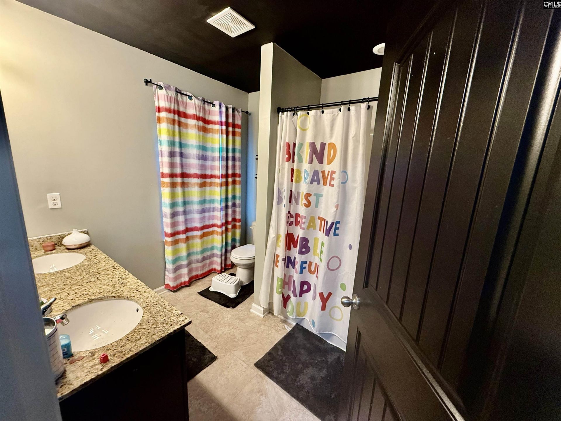 161 Graceland Court Photo 17