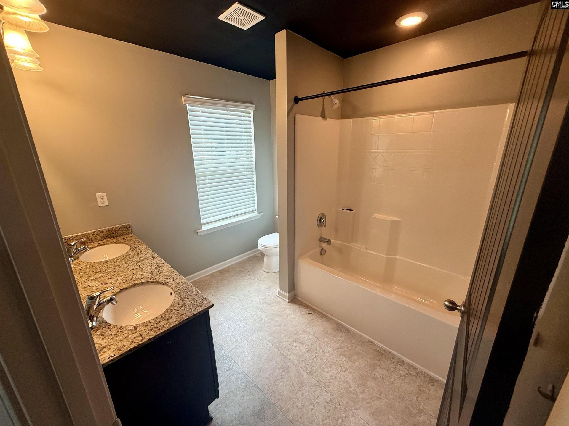 161 Graceland Court Photo 19
