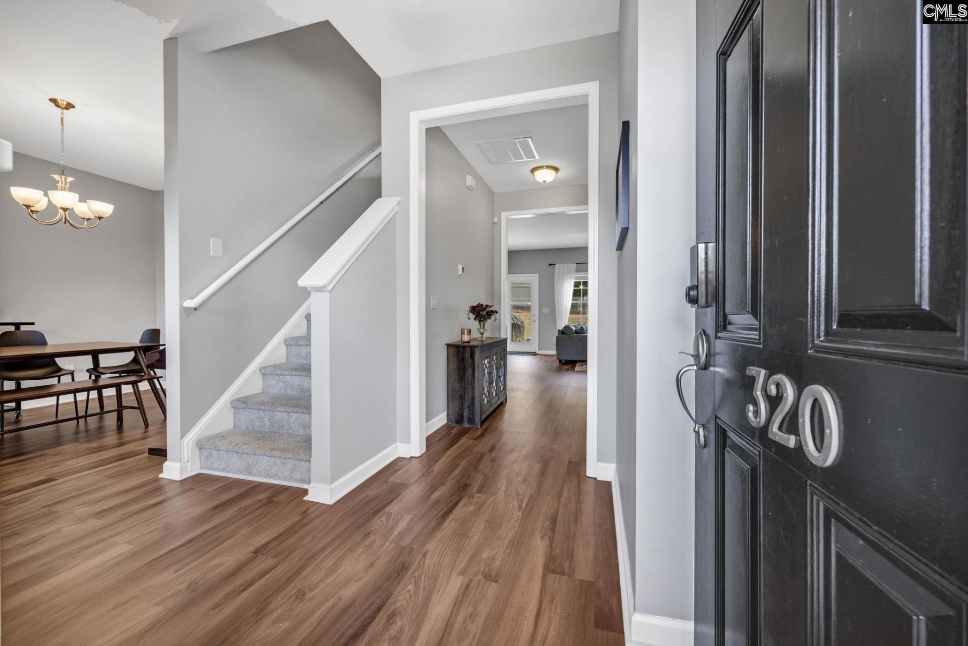 320 Eagle Pointe Drive Photo 17