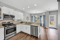 320 Eagle Pointe Drive photo 4