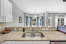 320 Eagle Pointe Drive photo 4