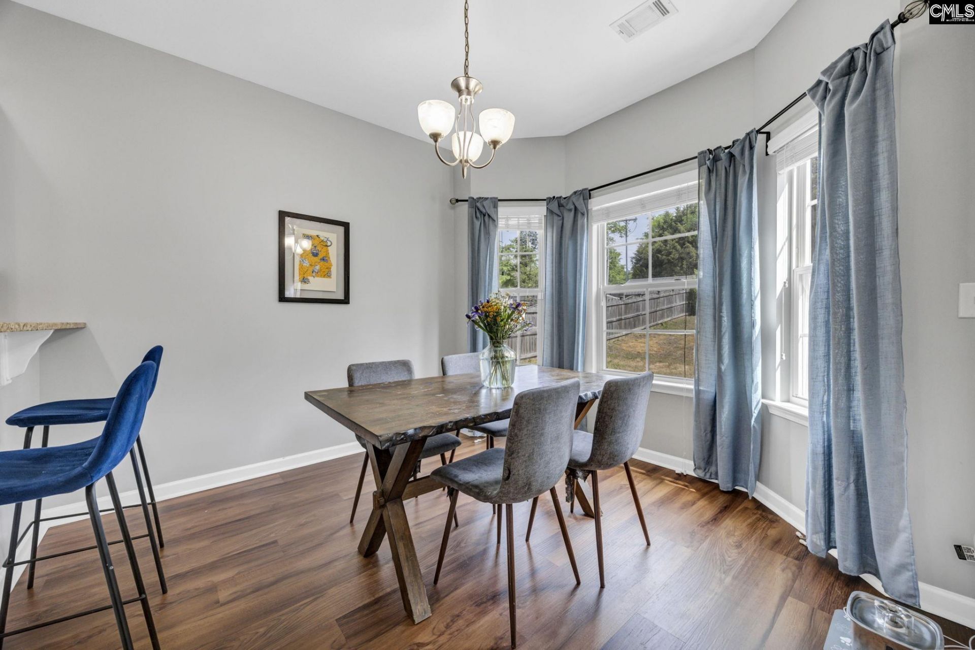 320 Eagle Pointe Drive Photo 7