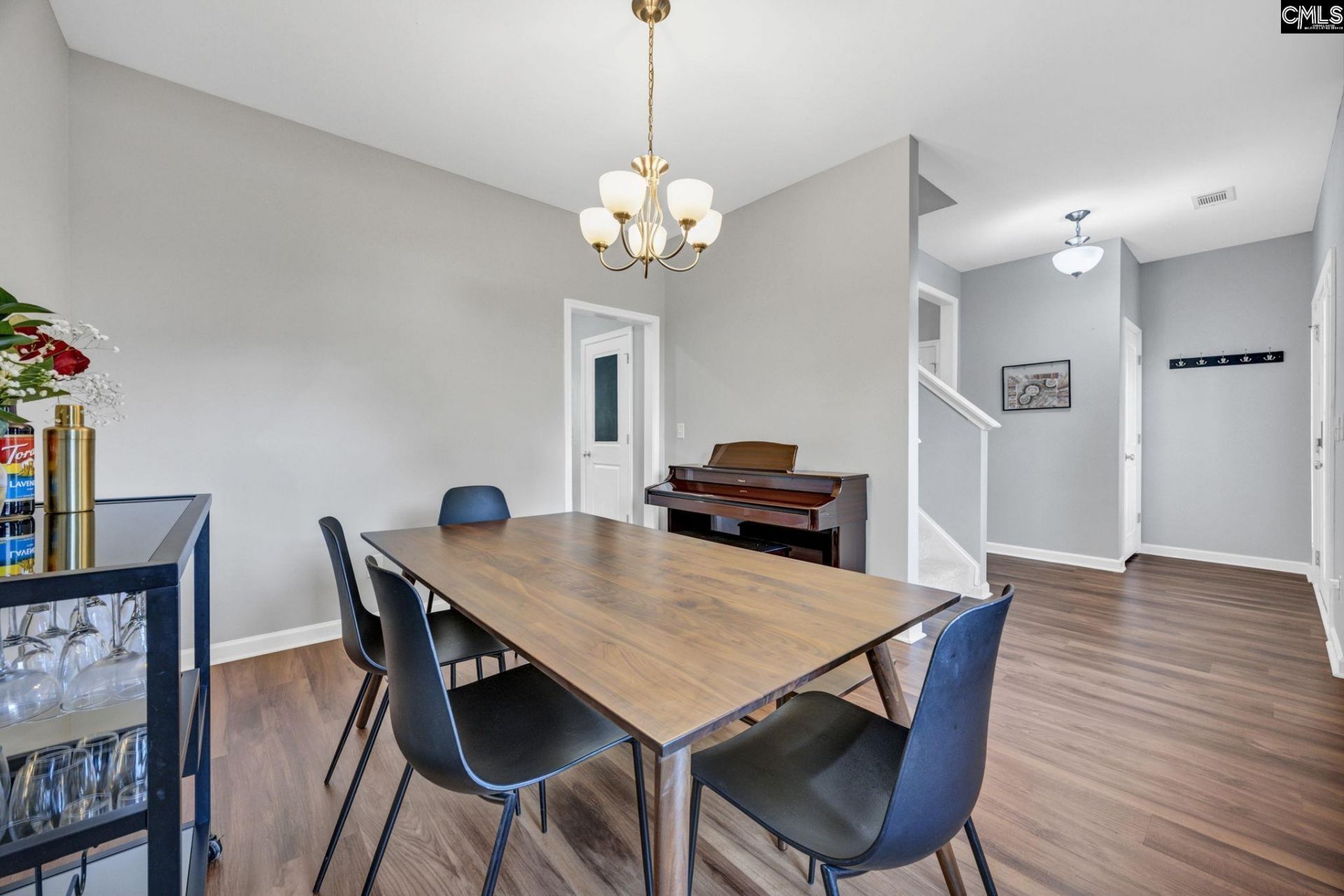 320 Eagle Pointe Drive Photo 9