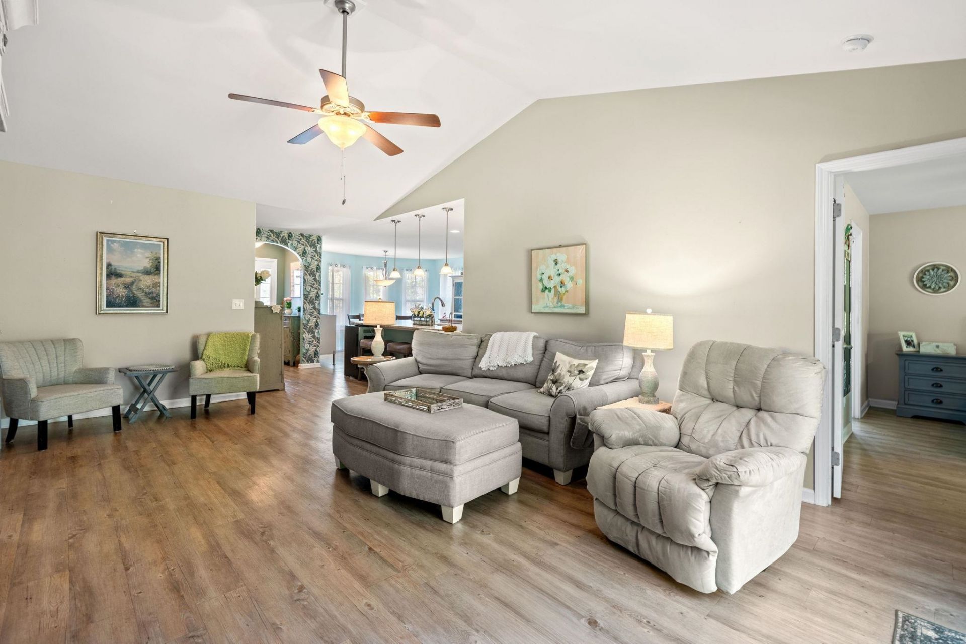 1640 Hack Ct. Photo 10