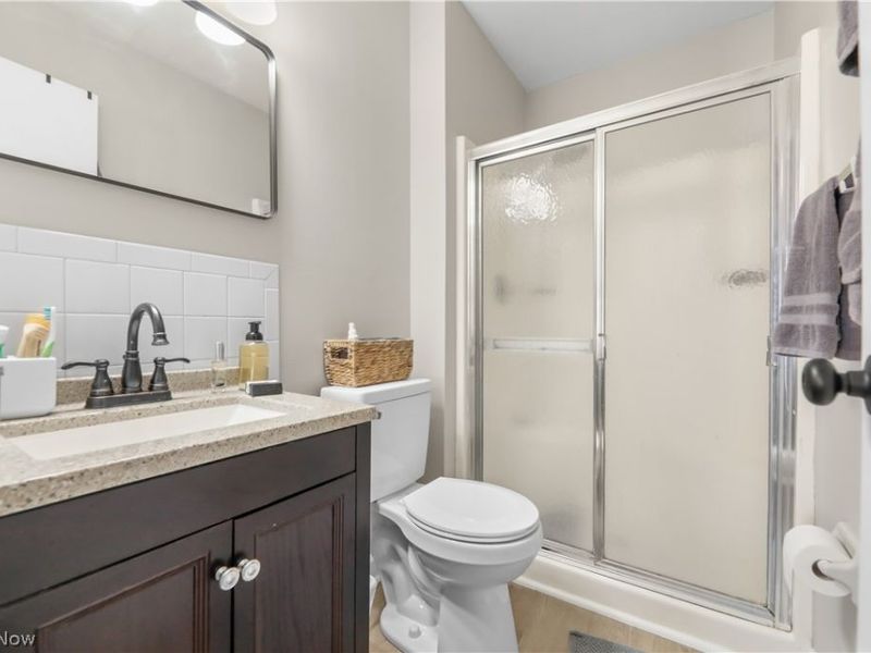 12445 Cleveland Avenue NW, Uniontown, OH 44685 Photo 25