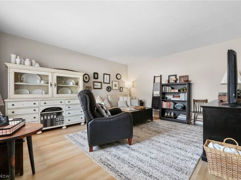 12445 Cleveland Avenue NW, Uniontown, OH 44685 Photo 27