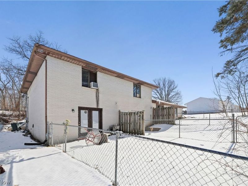 12445 Cleveland Avenue NW, Uniontown, OH 44685 Photo 34