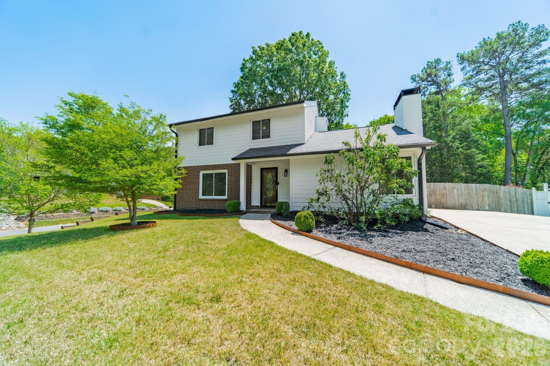 801 Sonata Place, Charlotte, NC 28211 Main Photo