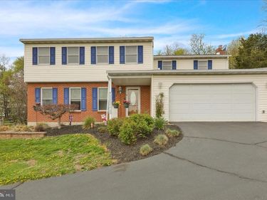 476 OLD SWEDE ROAD, DOUGLASSVILLE, PA 19518