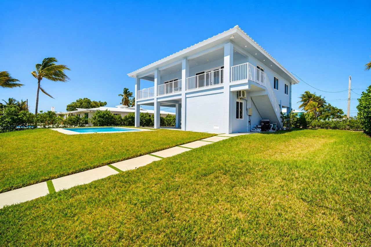 1631 Sunrise Drive, Big Pine Key, FL 33043 Photo