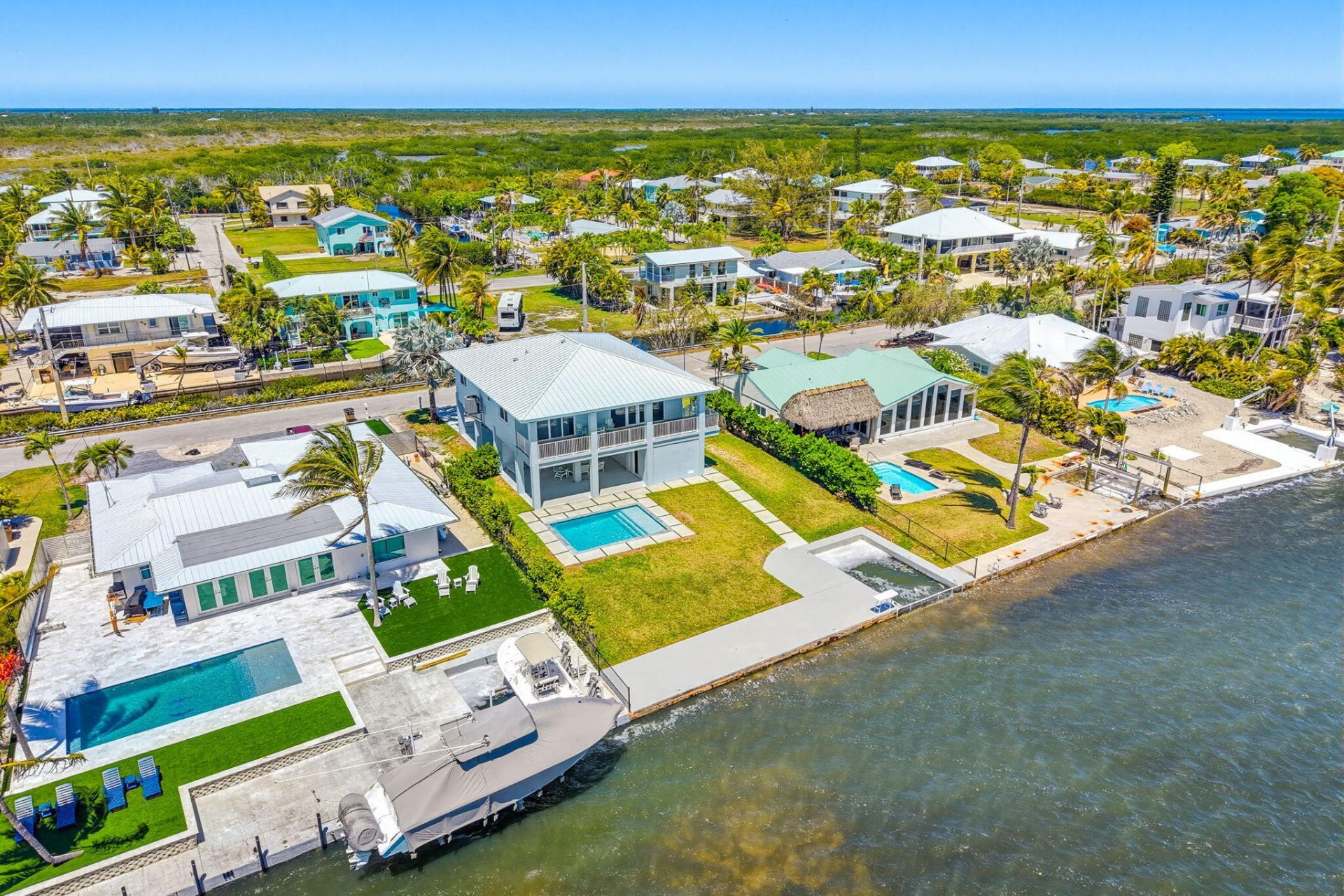 1631 Sunrise Drive, Big Pine Key, FL 33043 Photo