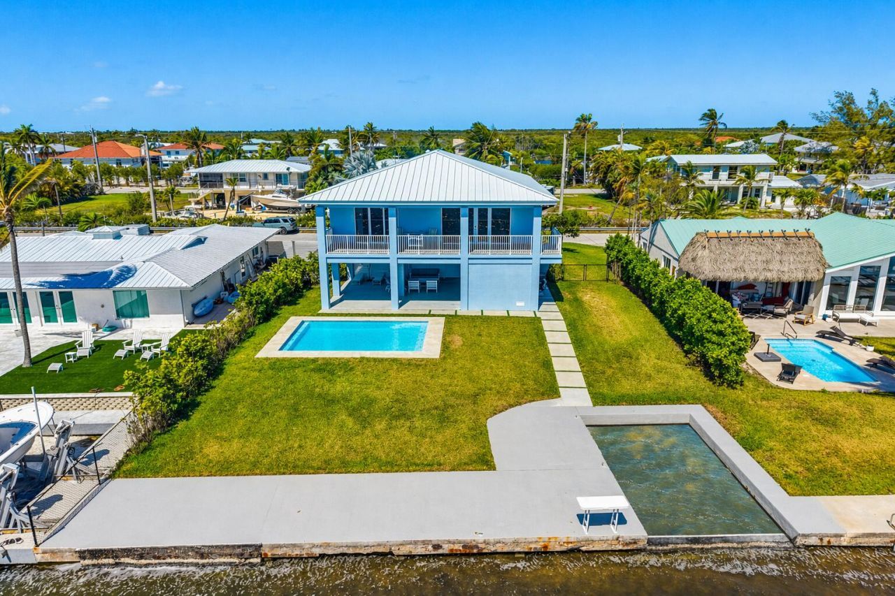 1631 Sunrise Drive, Big Pine Key, FL 33043 Photo