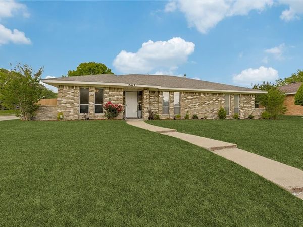 2613 Flagstone Drive , Plano, TX 75075