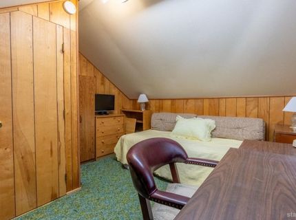 859 Glorene Avenue, South Lake Tahoe, CA 96150 Photo