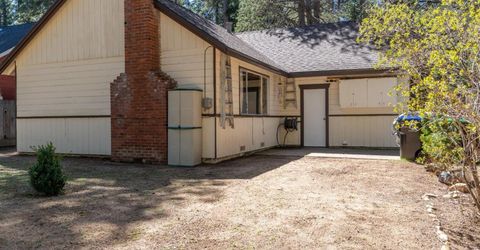 859 Glorene Avenue, South Lake Tahoe, CA 96150 Photo