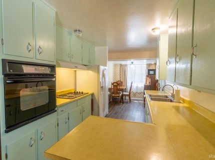 859 Glorene Avenue, South Lake Tahoe, CA 96150 Photo