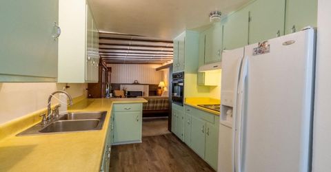 859 Glorene Avenue, South Lake Tahoe, CA 96150 Photo