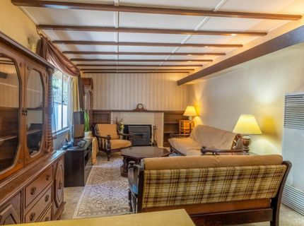 859 Glorene Avenue, South Lake Tahoe, CA 96150 Photo