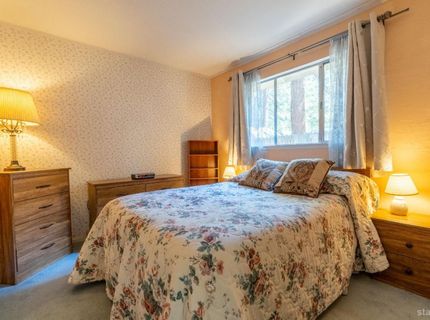 859 Glorene Avenue, South Lake Tahoe, CA 96150 Photo