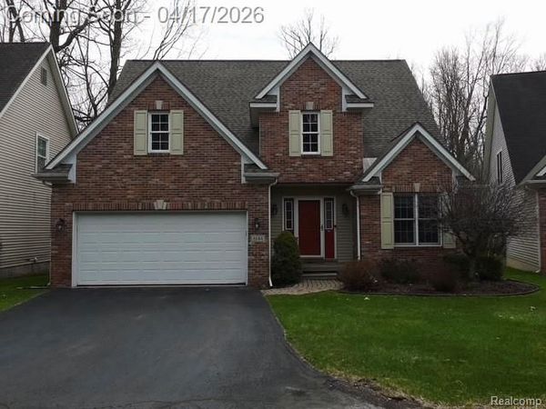 6144 Nature View Court, Grand Blanc Twp, MI 48439
