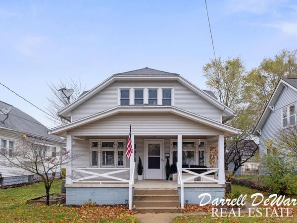 823 Webster Street NW, Grand Rapids, MI 49504