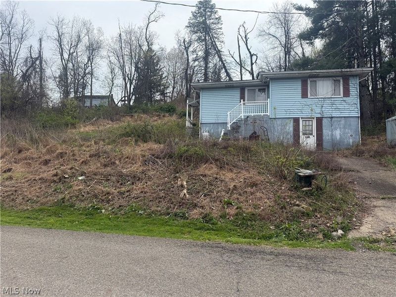 57212 Westlawn Avenue, Martins Ferry, OH 43935 Photo 9