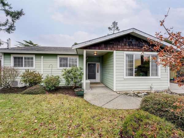 9907 Galaran Rd , Sidney, BC V8L 4G5