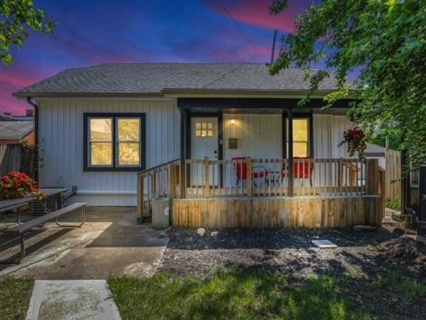 745 Sullivant Avenue , Columbus, OH 43222