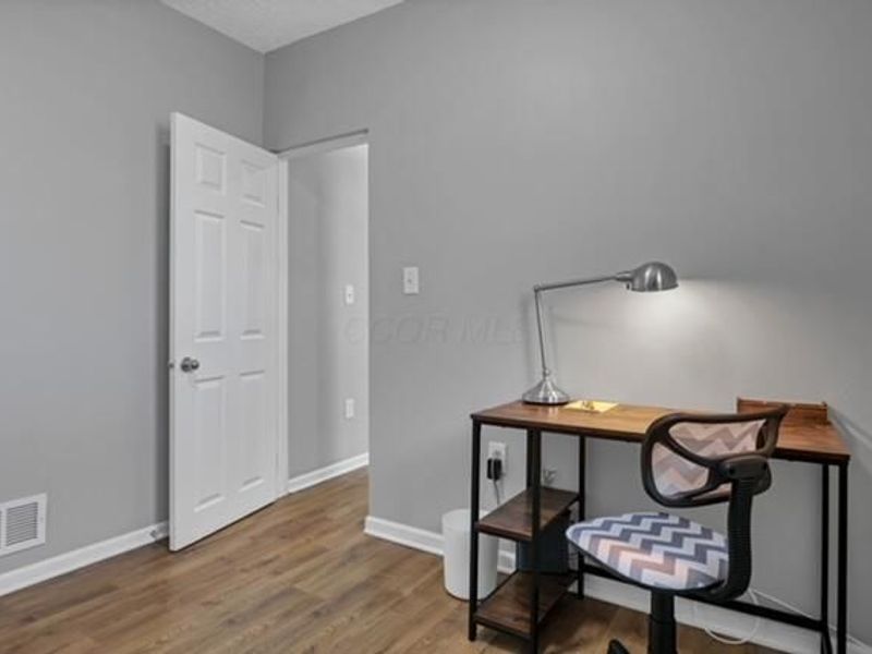 745 Sullivant Avenue , Columbus, OH 43222 Photo 7