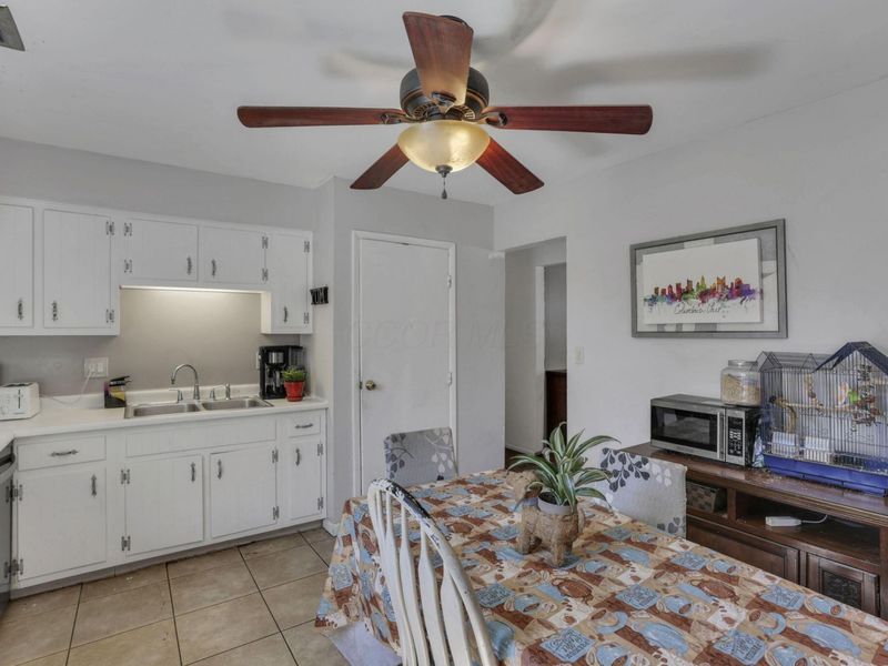 541 Cherrington Road, Westerville, OH 43081 Photo 10