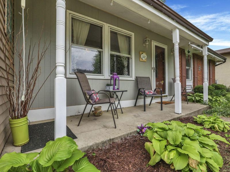 541 Cherrington Road, Westerville, OH 43081 Photo 2