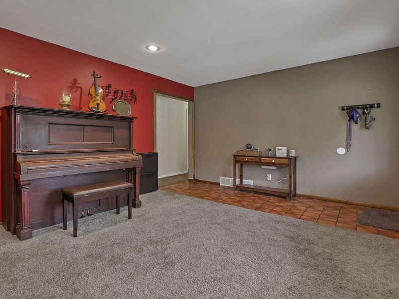541 Cherrington Road, Westerville, OH 43081 Photo 7