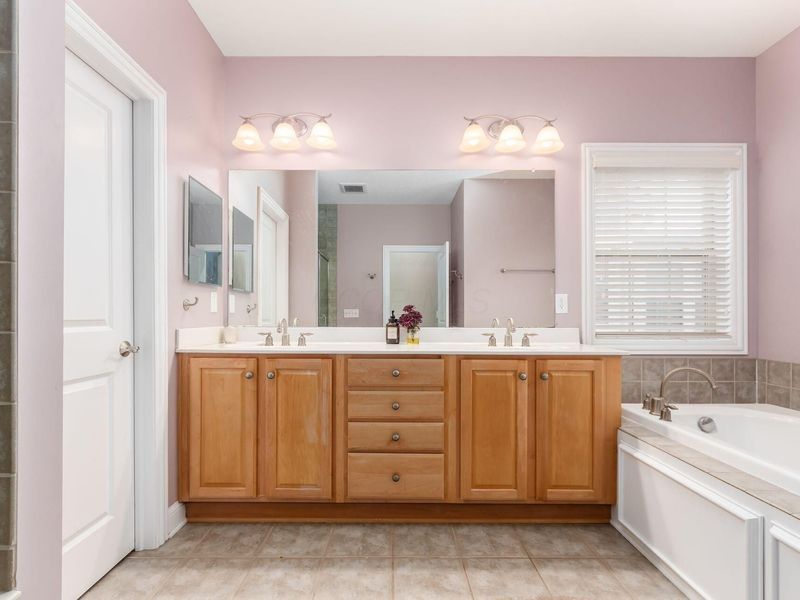 6708 Cooperstone Drive, Unit 31, Dublin, OH 43017 Photo 30