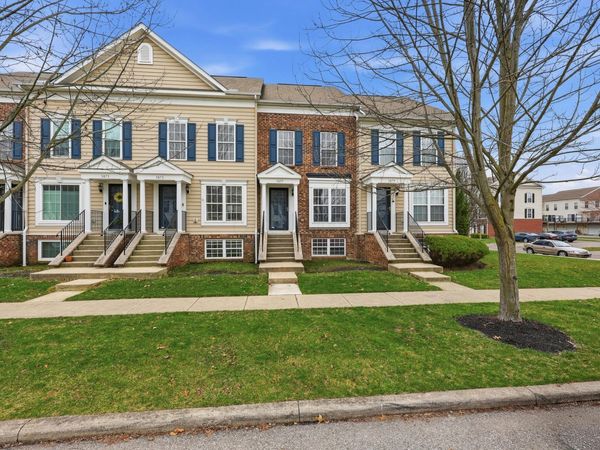 3877 Preserve Crossing Boulevard , Columbus, OH 43230