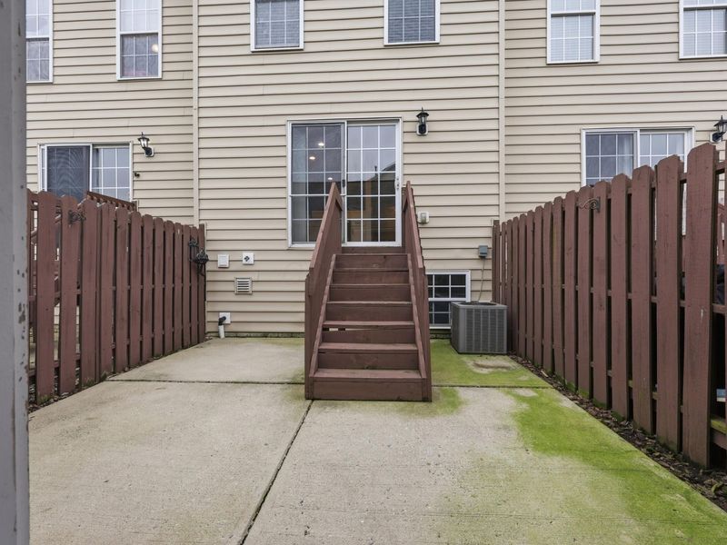 3877 Preserve Crossing Boulevard , Columbus, OH 43230 Photo 24