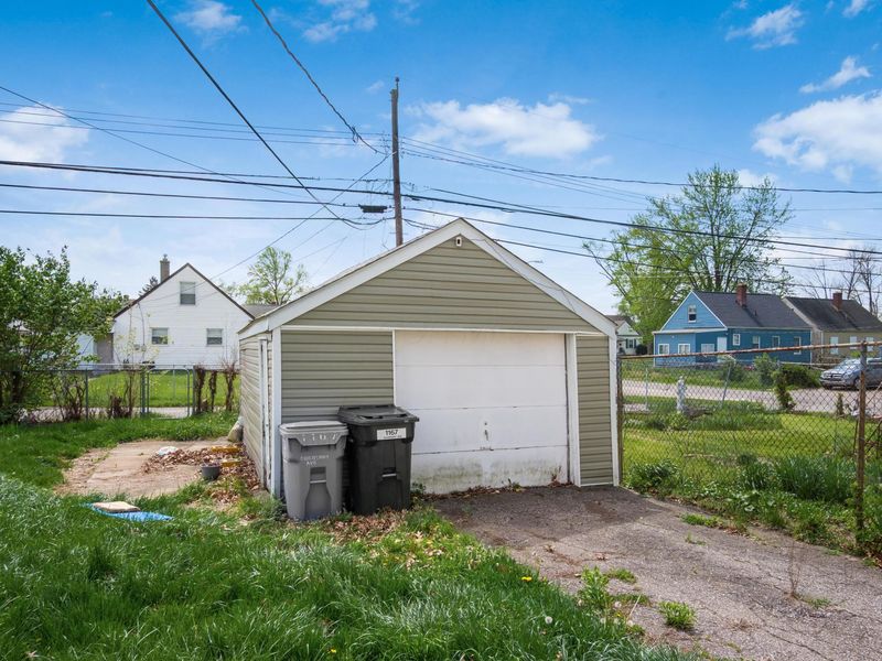 1167 Duxberry Avenue, Columbus, OH 43211 Photo 18