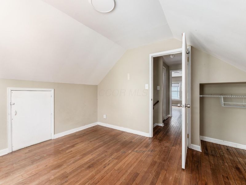 1167 Duxberry Avenue, Columbus, OH 43211 Photo 2