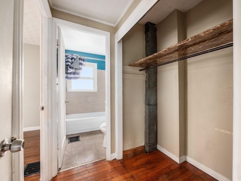 1167 Duxberry Avenue, Columbus, OH 43211 Photo 9